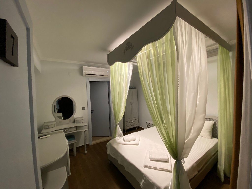 MARA KÖYİÇİ OTEL