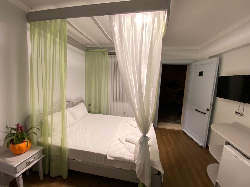 MARA KÖYİÇİ OTEL