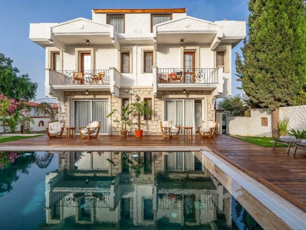 BUGRAS SERENİTY ALAÇATI