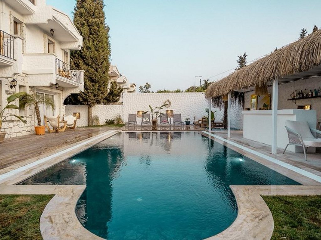 BUGRAS SERENİTY ALAÇATI