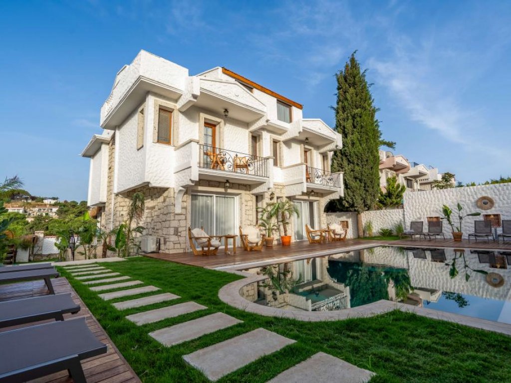 BUGRAS SERENİTY ALAÇATI