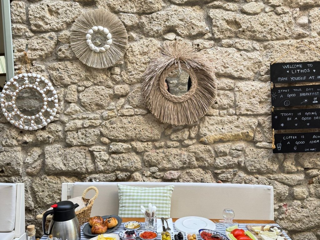 LİTHOS ALAÇATI