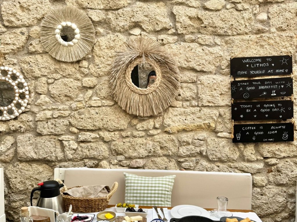 LİTHOS ALAÇATI