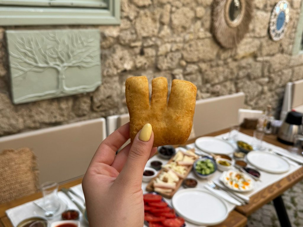 LİTHOS ALAÇATI